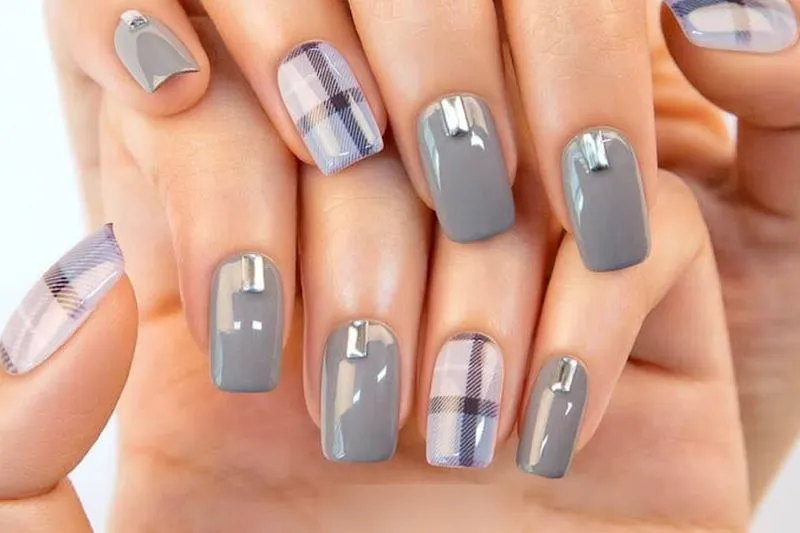 10+ mẫu nail màu xám đơn giản mà cuốn hút