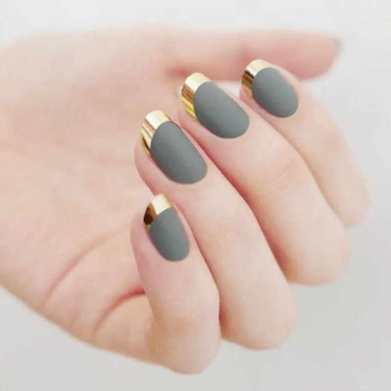 10+ mẫu nail màu xám đơn giản mà cuốn hút