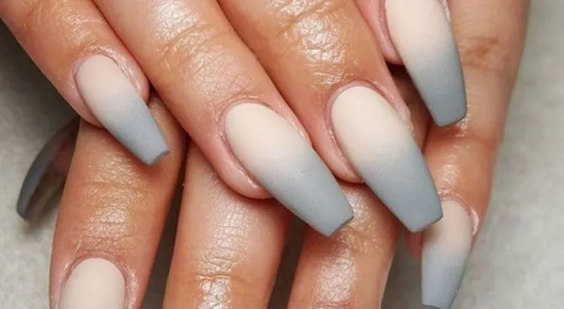 10+ mẫu nail màu xám đơn giản mà cuốn hút