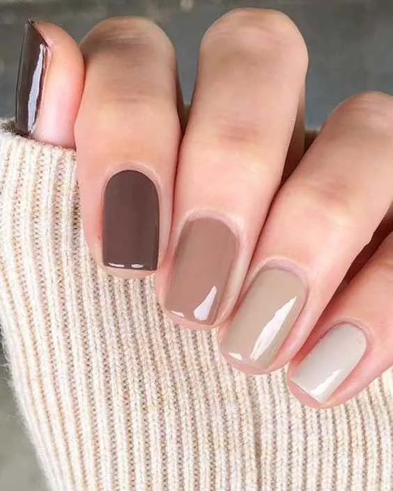 14 thiết kế nail màu nâu sữa khiến nàng mê mẩn