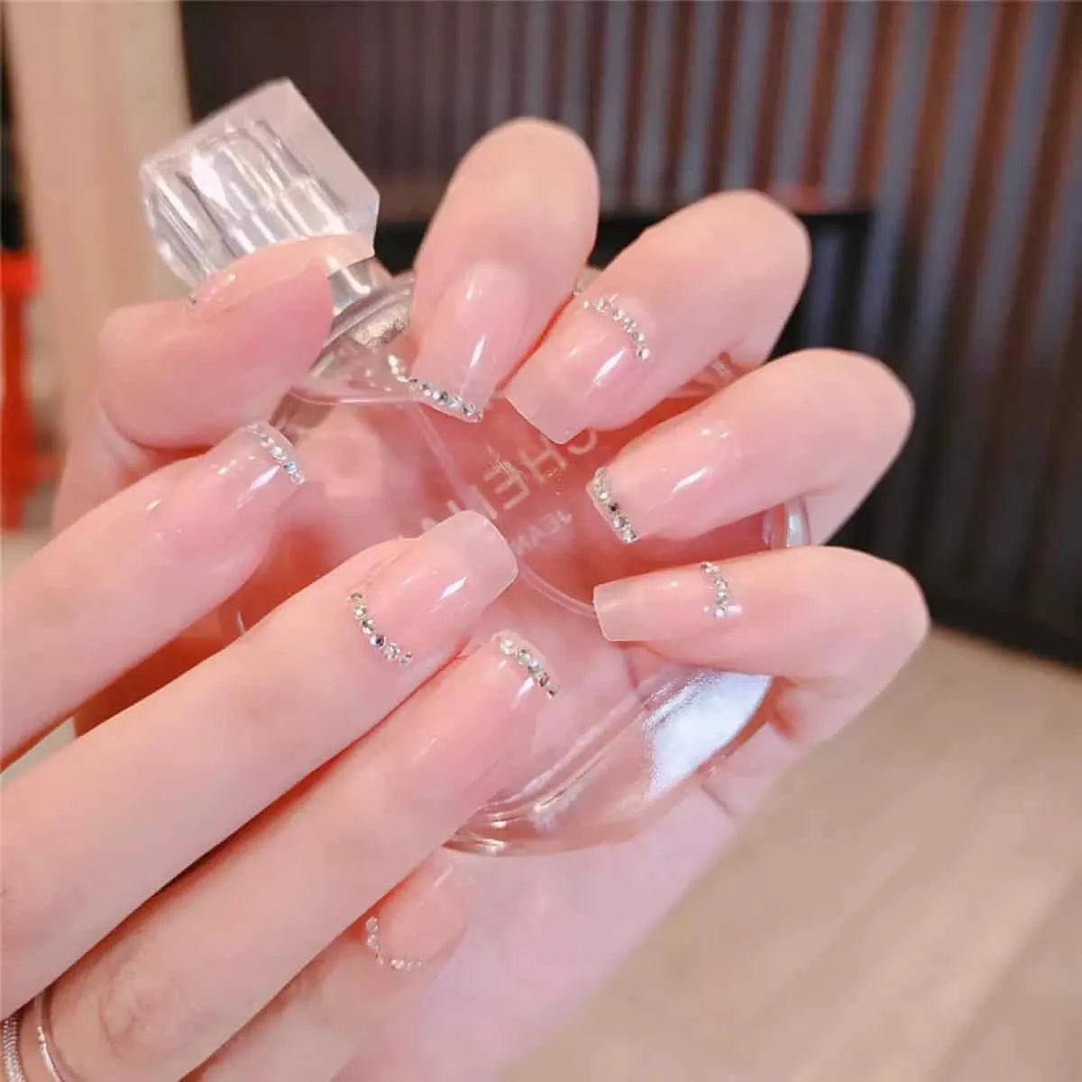 18 mẫu nail màu hồng nhạt xinh xắn nhẹ nhàng cho nàng