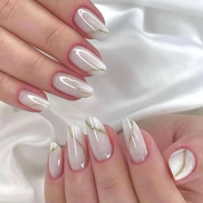 99+ mẫu nail màu trắng sữa thanh lịch mà thời thượng cho