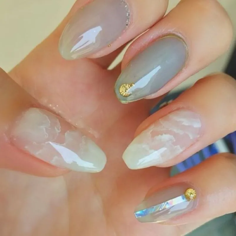 99+ mẫu nail màu trắng sữa thanh lịch mà thời thượng cho