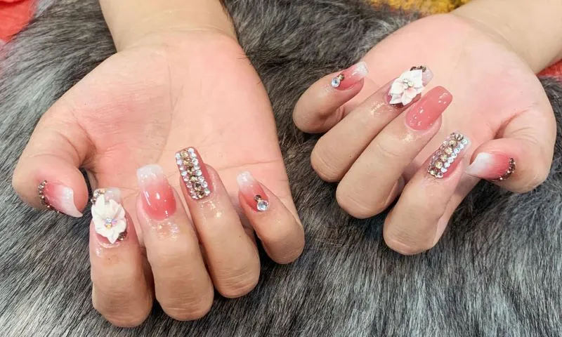 Đắm chìm trong 10+ nail hồng pastel xinh xỉu