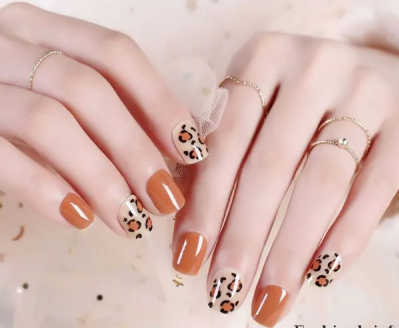 Đẳng cấp với nail da báo siêu đỉnh