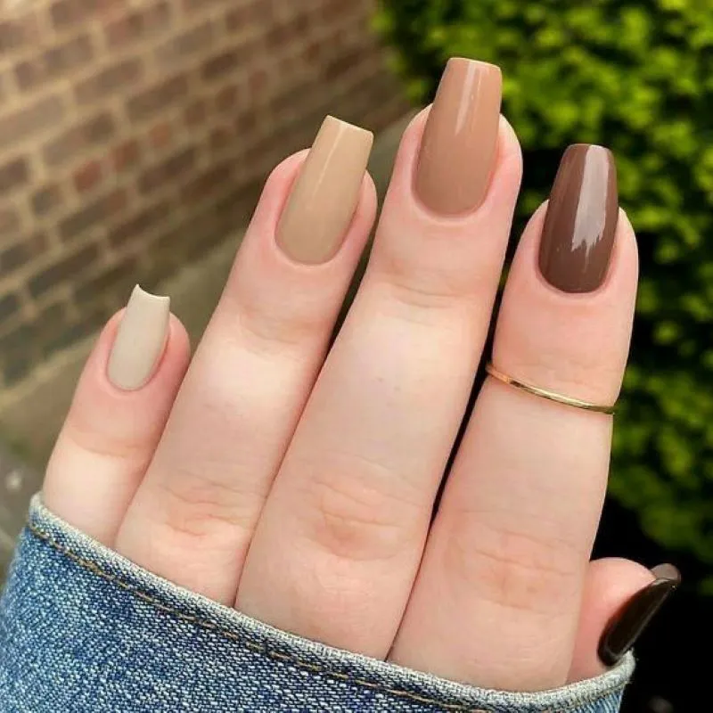 Giải đáp màu nail hợp mệnh kim? Màu nail nào mang lại may mắn tài lộc cho người mệnh Kim?