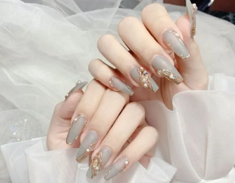 Gợi ý 50 mẫu nail sang chảnh cực slay cho các tiểu thư