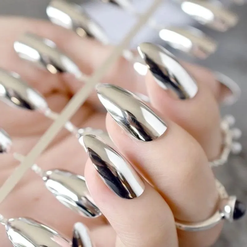 Gợi ý 50 mẫu nail sang chảnh cực slay cho các tiểu thư