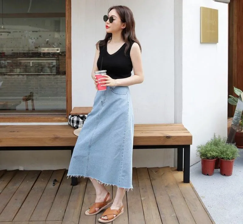 Học ngay 10 cách phối đồ với áo croptop không tay chất lừ cho nàng 