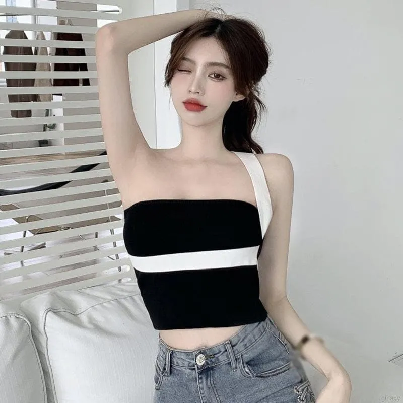 Học ngay 10 cách phối đồ với áo croptop không tay chất lừ cho nàng 