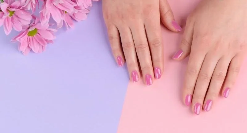 Hơn 20 mẫu nail cho người trung niên đẹp đơn giản sang trọng