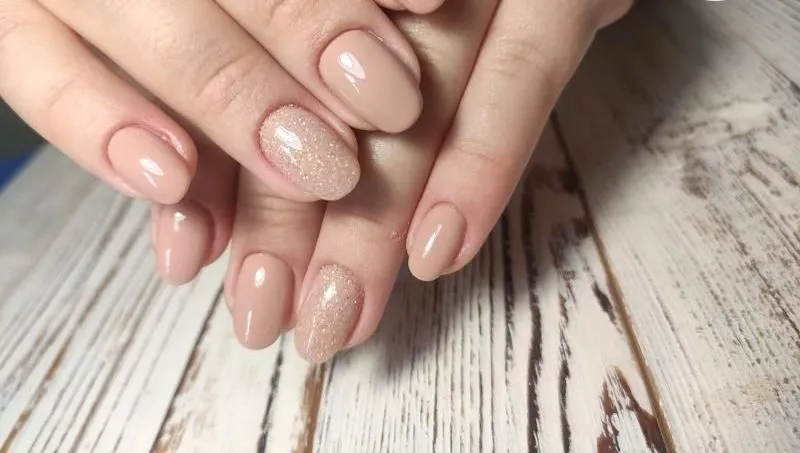 Hơn 20 mẫu nail cho người trung niên đẹp đơn giản sang trọng