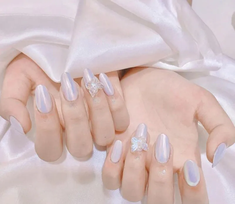 Hút mắt 10+ mẫu nail đính ngọc trai