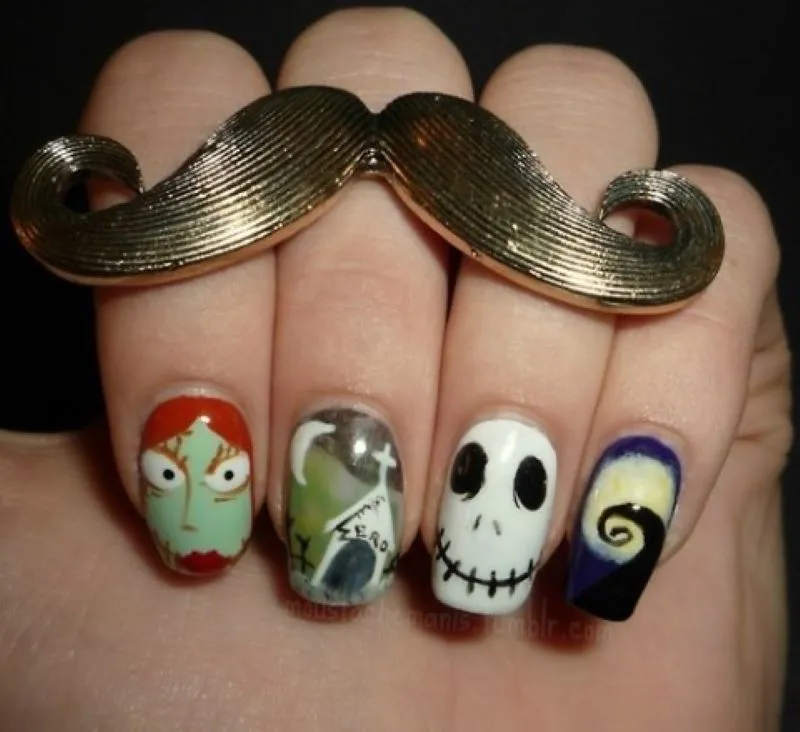 Mẫu nail Halloween ma mị và quyến rũ