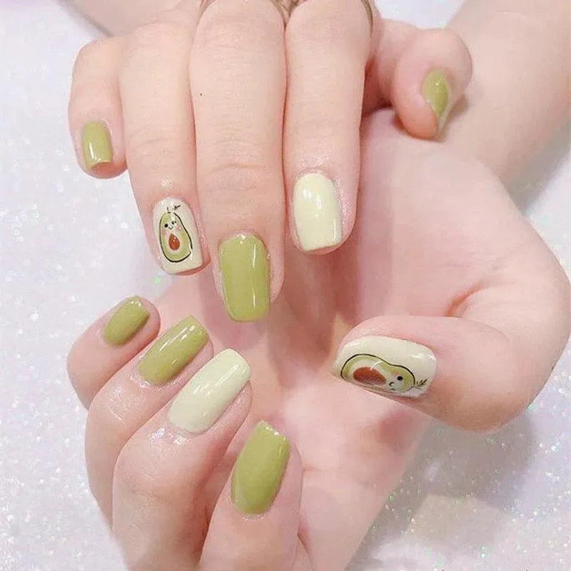 Mẫu nail hình quả bơ có gì mà khiến các chị em ai cũng mê mẩn?