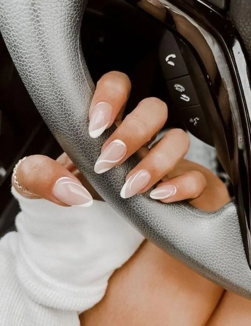 Mẫu nail màu nude sang trọng mọi lúc mọi nơi