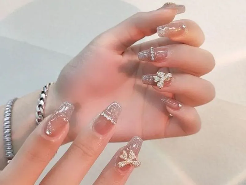 Mẫu nail màu nude sang trọng mọi lúc mọi nơi