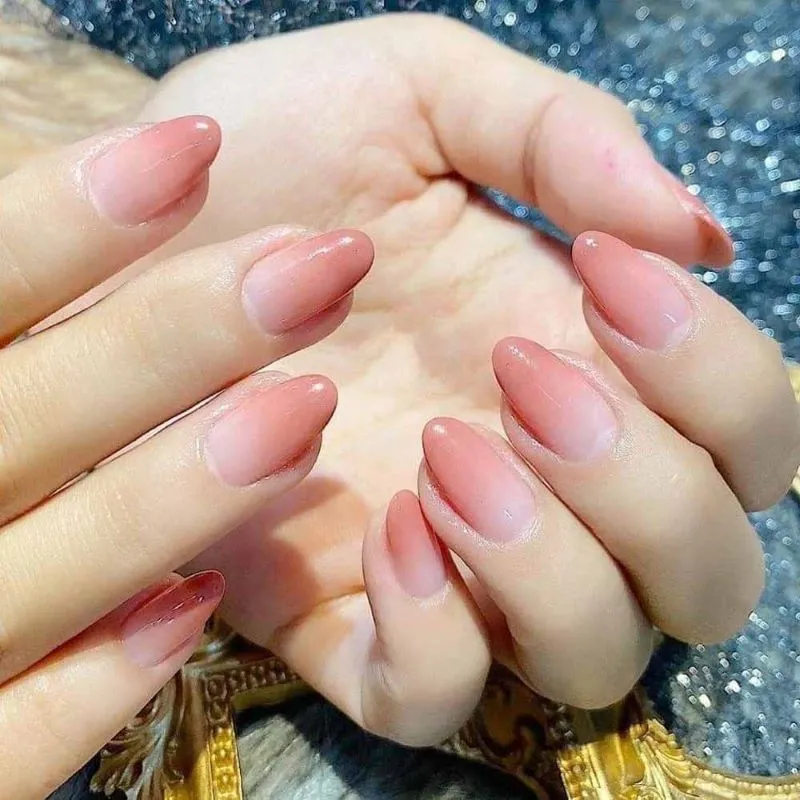 Mẫu nail Ombre mê hoặc mọi cô nàng đa phong cách