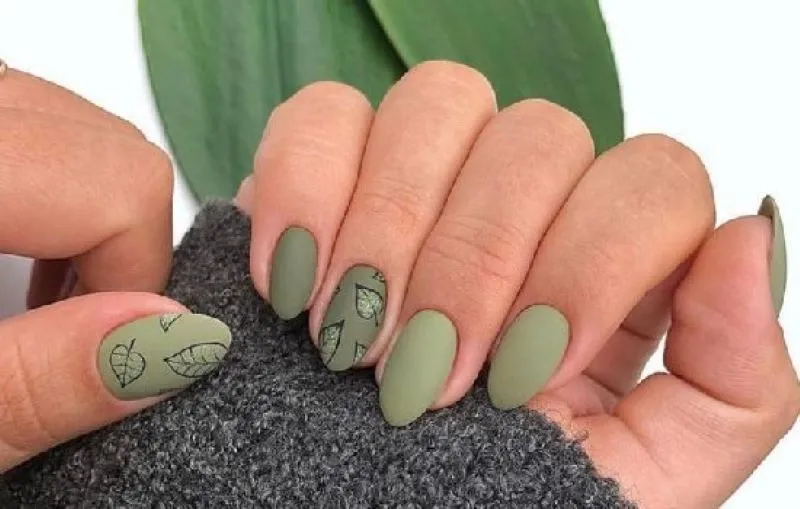 Tổng hợp các mẫu nail màu xanh lá cực hút mắt thêm sành điệu