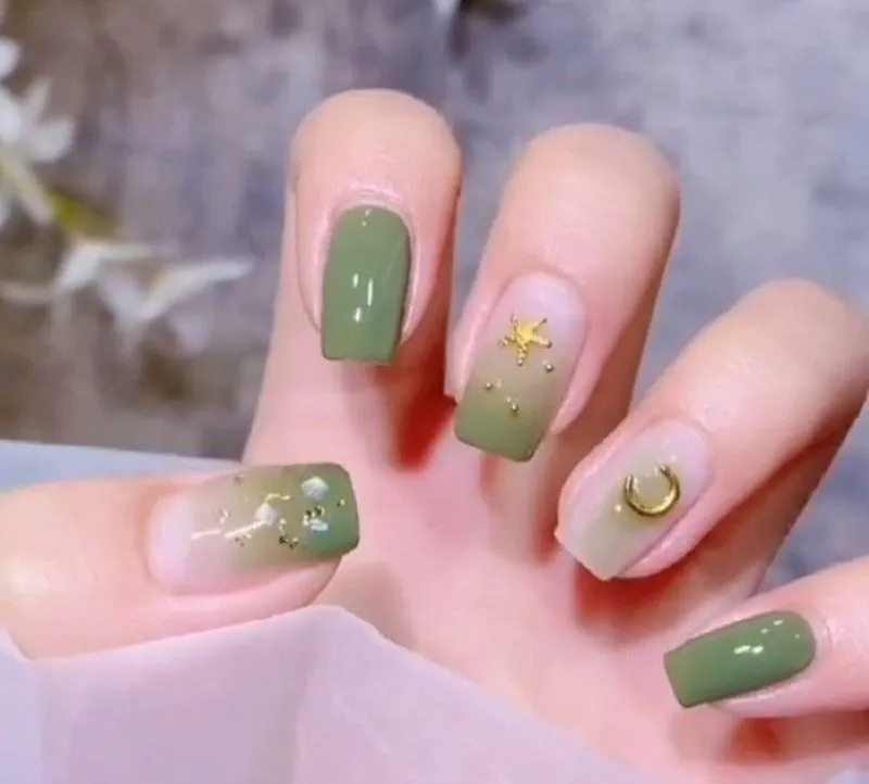 Tổng hợp các mẫu nail màu xanh lá cực hút mắt thêm sành điệu