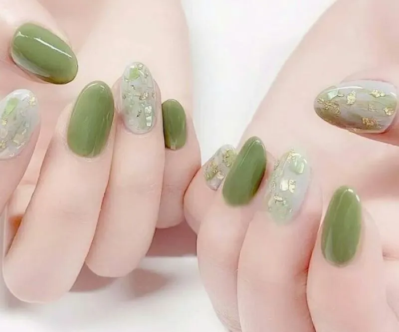 Tổng hợp các mẫu nail màu xanh lá cực hút mắt thêm sành điệu