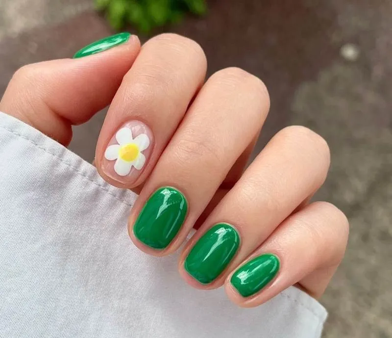 Tổng hợp các mẫu nail màu xanh lá cực hút mắt thêm sành điệu