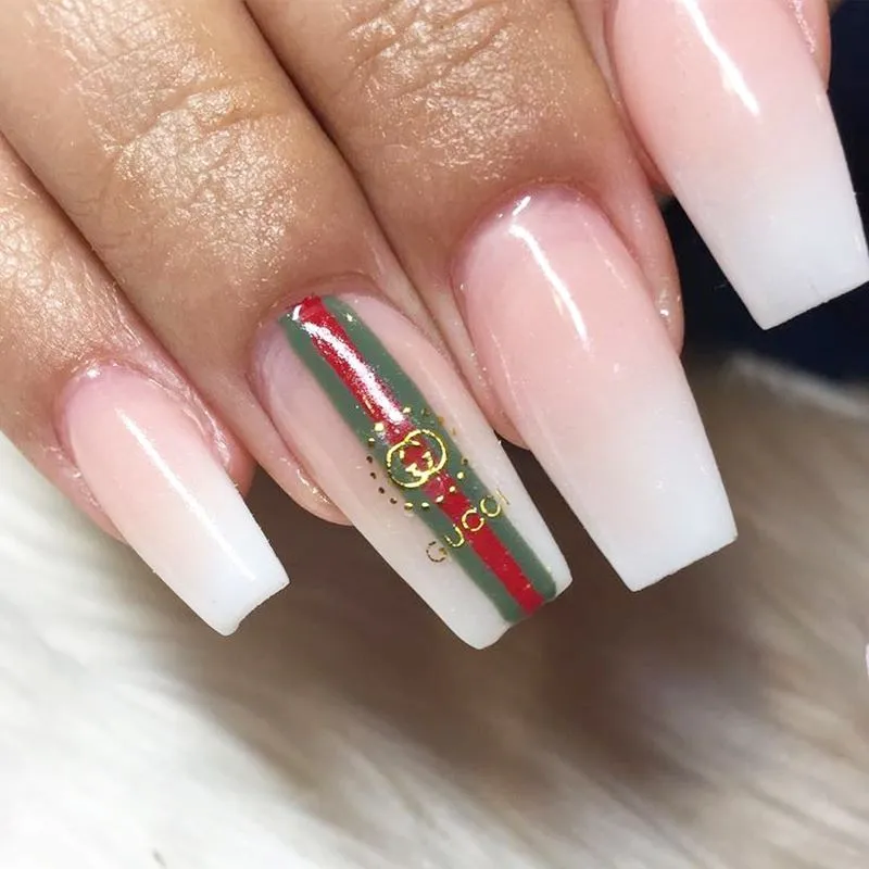 Top 10 mẫu nail Gucci cực sang chảnh nàng không thể bỏ qua