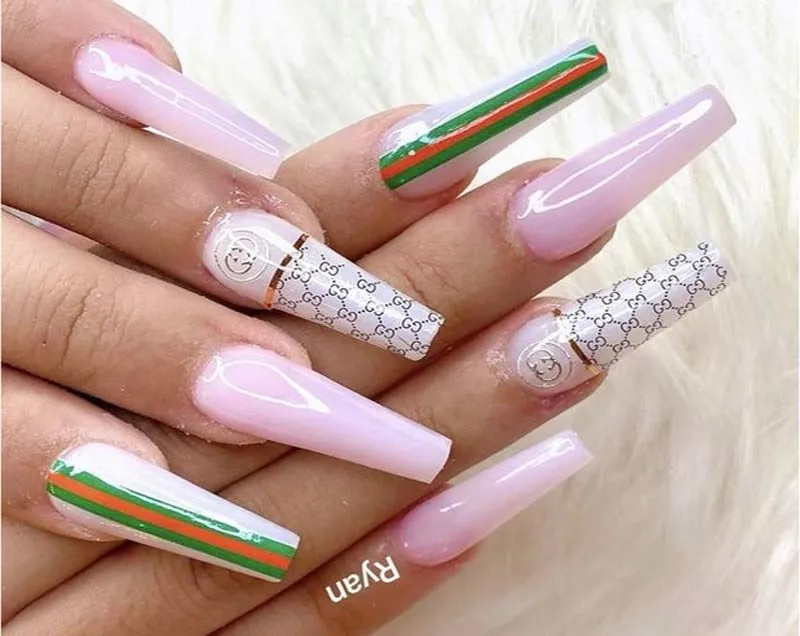 Top 10 mẫu nail Gucci cực sang chảnh nàng không thể bỏ qua