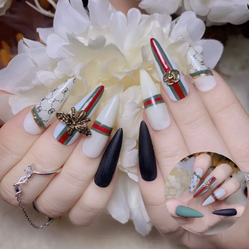 Top 10 mẫu nail Gucci cực sang chảnh nàng không thể bỏ qua