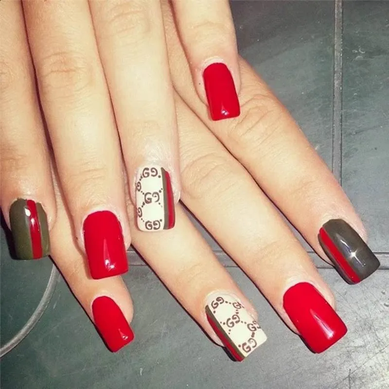 Top 10 mẫu nail Gucci cực sang chảnh nàng không thể bỏ qua