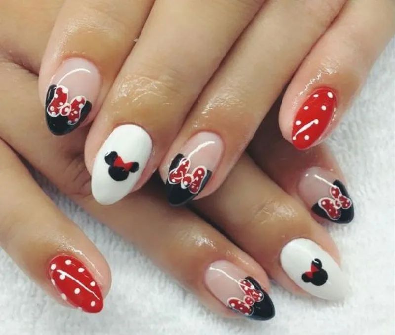 Top 12 mẫu nail chuột mickey đơn giản mà xinh tự vẽ tại nhà