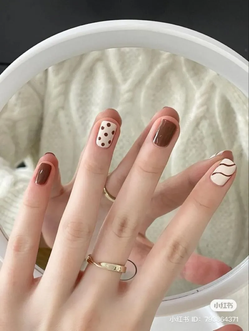 Top 15 mẫu nail cho tay thô giúp đôi tay mềm mại và thon thả