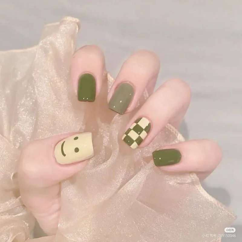 Top 15 mẫu nail màu xanh bơ ấn tượng cực kỳ thu hút