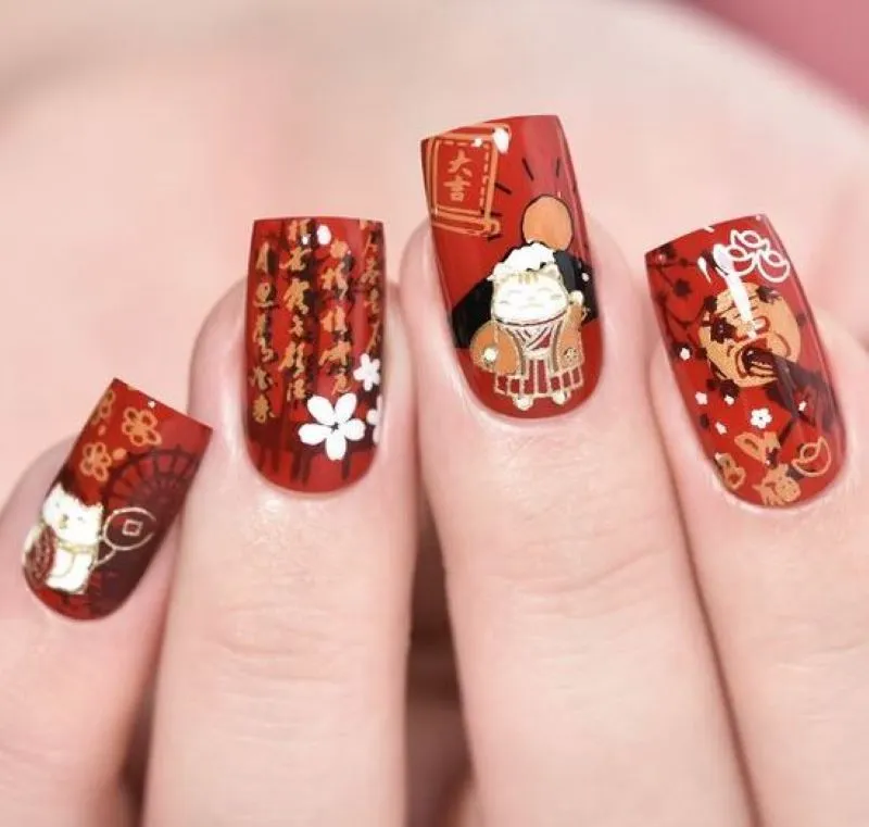 Top nail Tết con mèo may mắn đầu năm