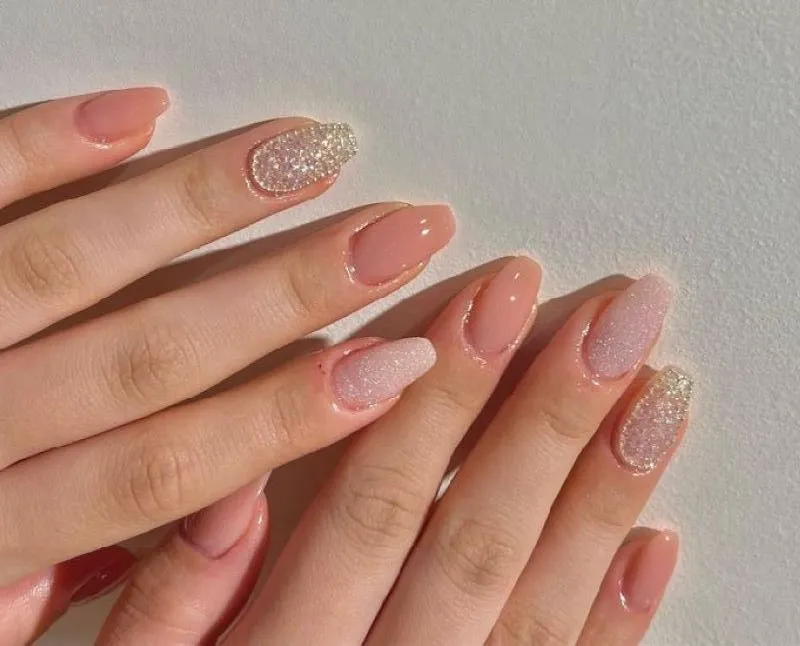 Top những mẫu nail chụp ảnh cưới cực dịu và ấn tượng cho nàng thêm điểm nhấ