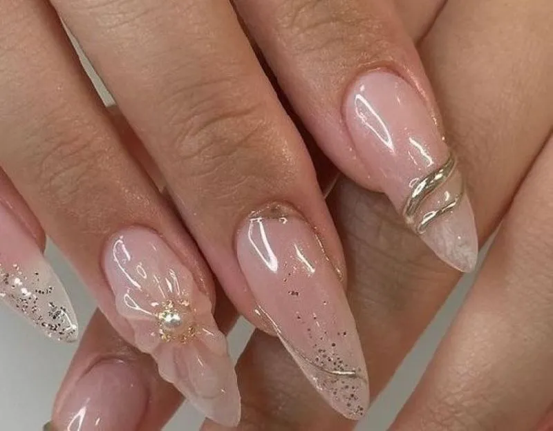 Top những mẫu nail chụp ảnh cưới cực dịu và ấn tượng cho nàng thêm điểm nhấ