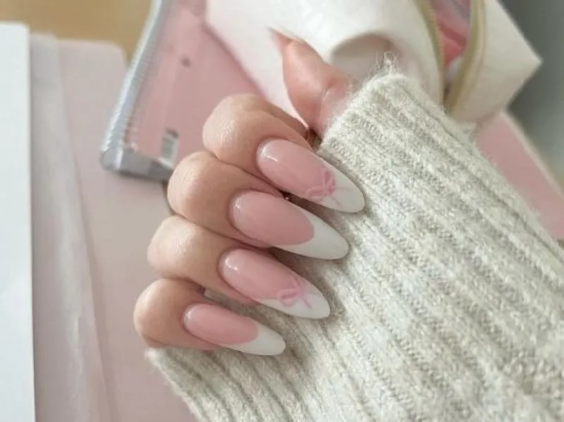 Top những mẫu nail chụp ảnh cưới cực dịu và ấn tượng cho nàng thêm điểm nhấ