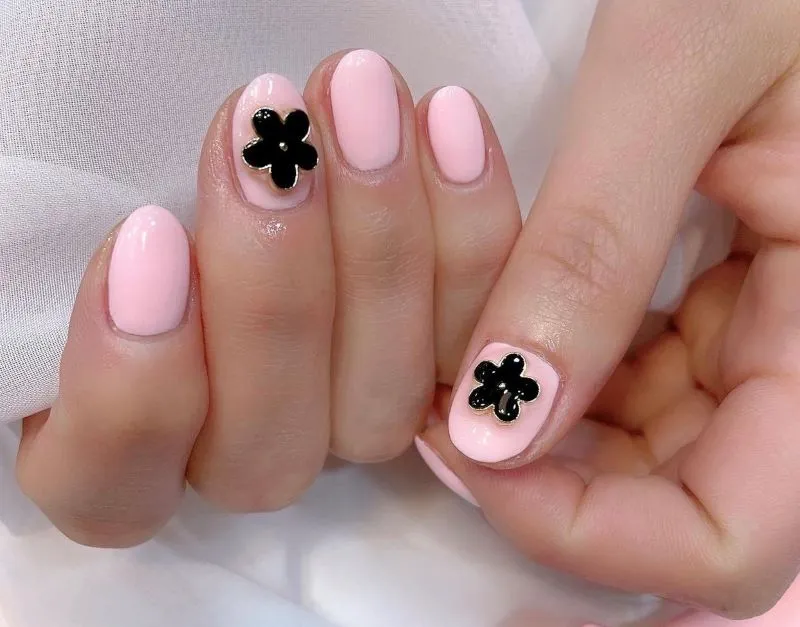 Top những mẫu nail vẽ hoa đơn giản nhất cho mọi ngày